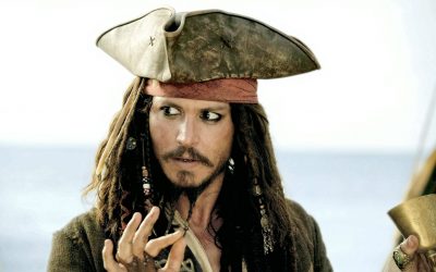 Johnny Depp dresses as Jack Sparrow on Disney ride and surprises guests!