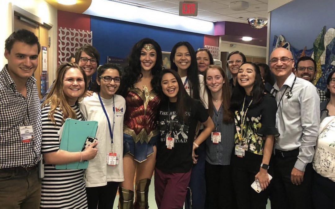Gal Gadot Visits Children’s Hospital in Wonder Woman Costume